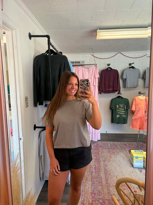 The Everyday Essential Cropped Tee Taupe