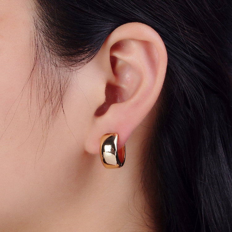 Chubby Minimalist Huggie Hoop Earrings