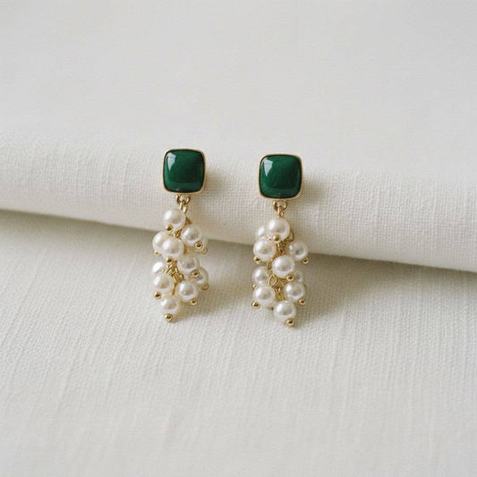 Chic Pearl Drop Earrings ONE LEFT