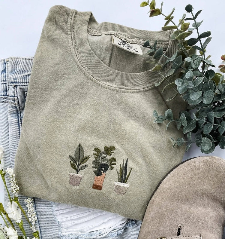 Green Queen Sweatshirt