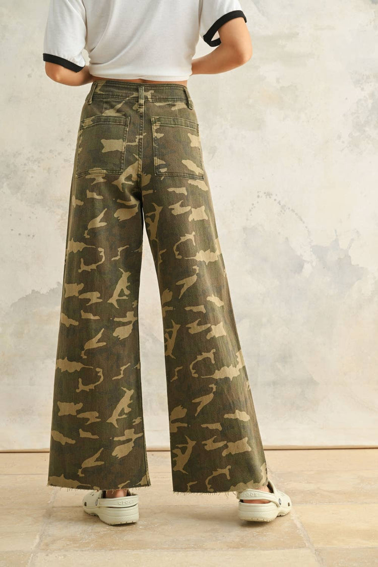 Camo Print Stretch Pants