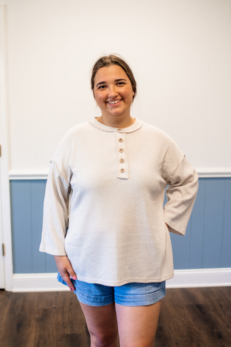 Ribbed Brushed Henley Sweater/Beige