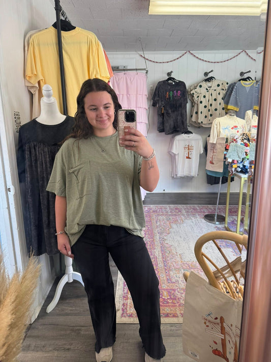 Oversized Boyfriend Tee Olive
