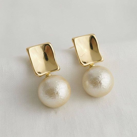 1/14 PRE-ORDER Geometric Pearl Drop Earrings