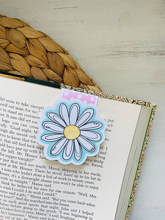 PRE-ORDER 12/1 ETA Daisy Magnetic Bookmark