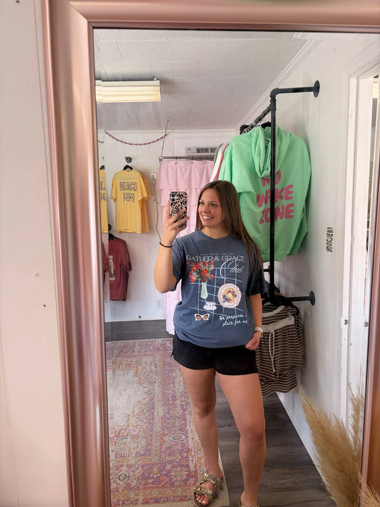 Gather and Grace Club Graphic Tee ONE MEDIUM LEFT