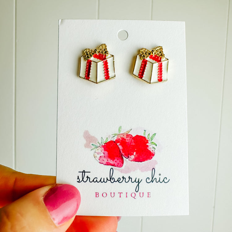 Red & White Gold Presents Stud Earring