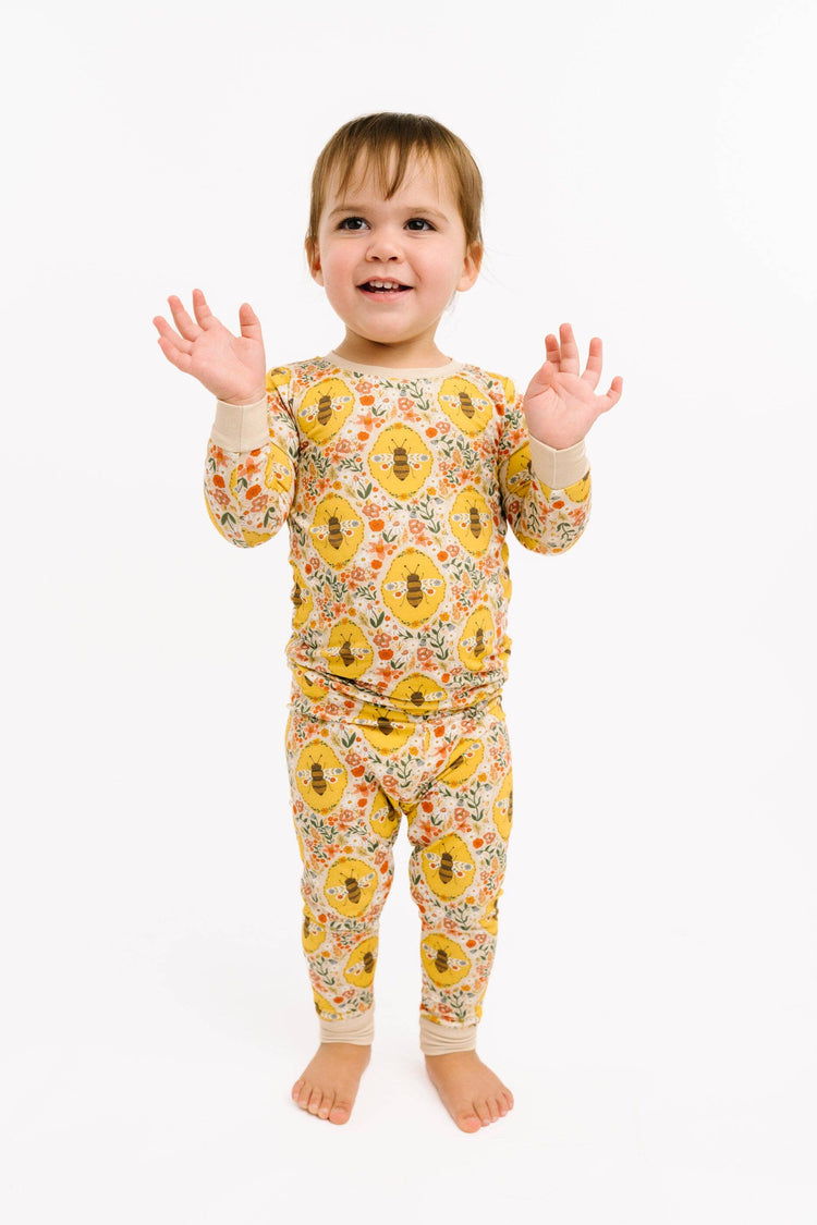 PRE-ORDER ETA 2/23 Sweet Bee Bamboo Set