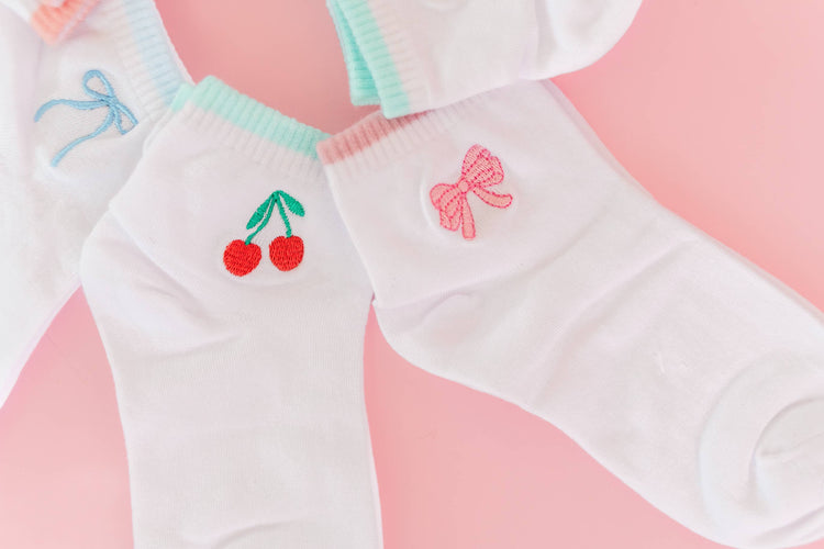 Embroidered Ankle Socks